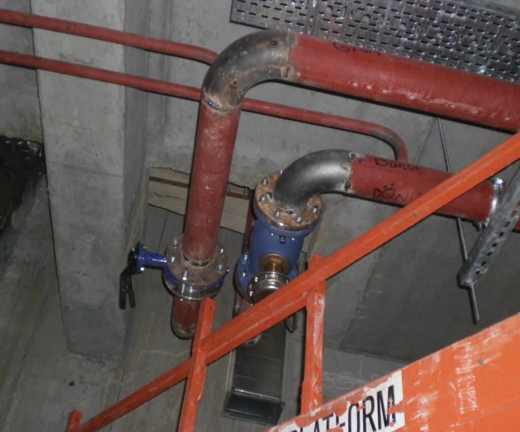 Die Fertigstellungsarbeiten am New Trade Center schreiten zügig voran