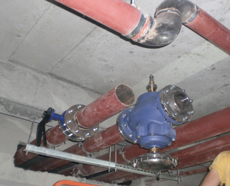 Die Fertigstellungsarbeiten am New Trade Center schreiten zügig voran